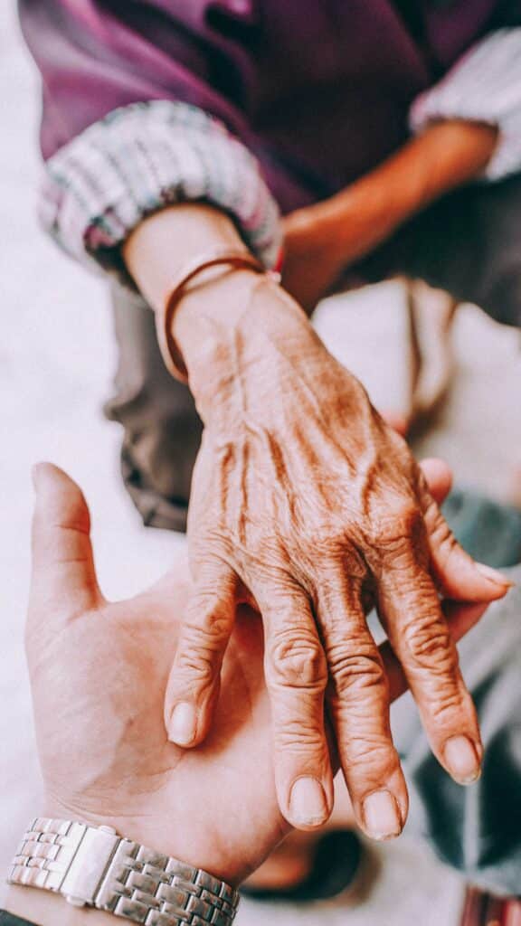 Easing Arthritis Pain: 5 Effective Daily Habits For Pain Relief And Management