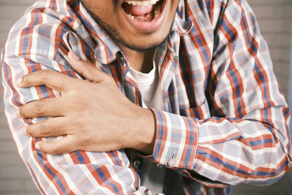 Easing Arthritis Pain: 5 Effective Daily Habits For Pain Relief And Management